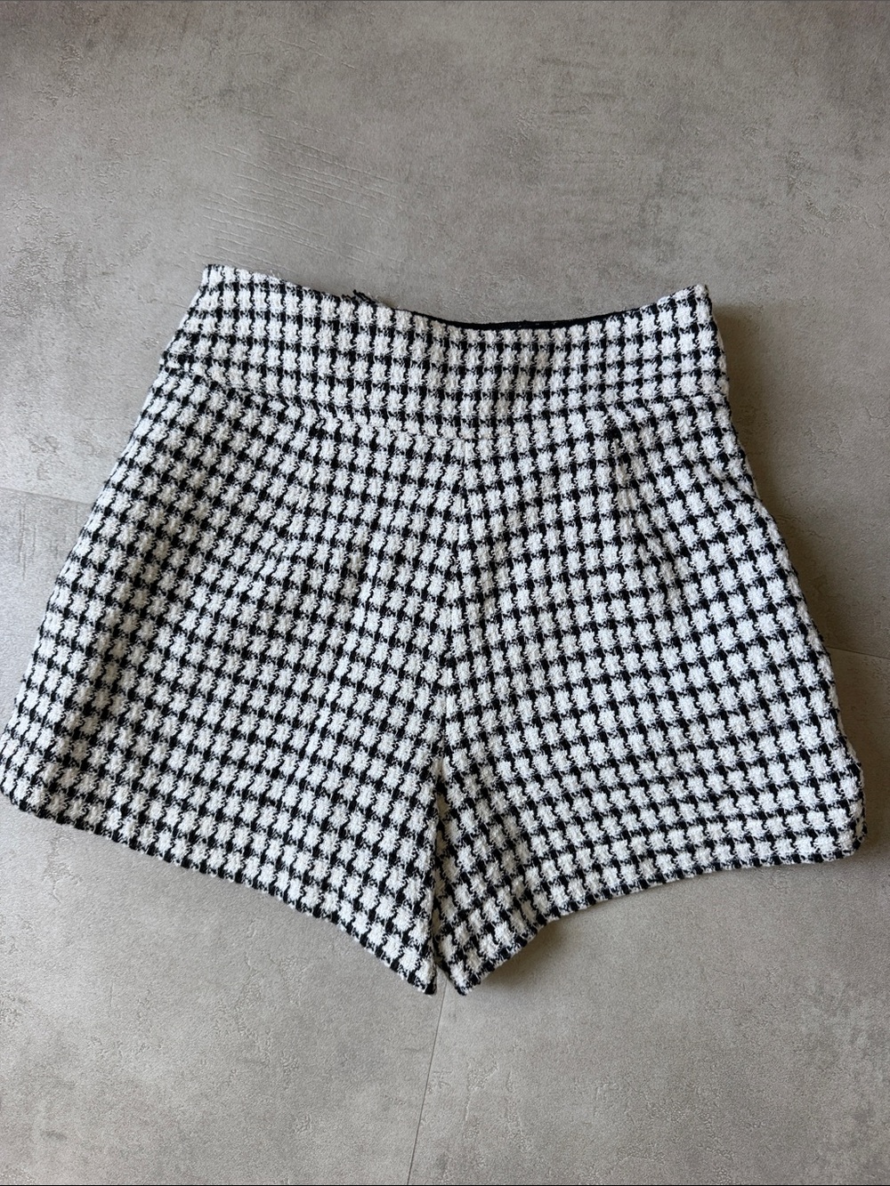 Tweed Houndstooth High-Waist Shorts with Gold Button Detail - Black & White - Picture 3 of 3
